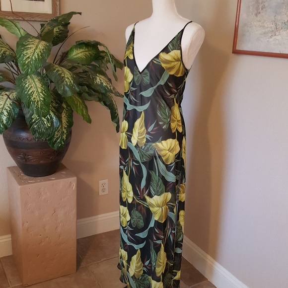 Victoria's Secret Other - 🌸VICTORIA'S SECRET COVERUP.